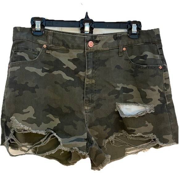 Camo Denim Shorts Juniors Size11 Distressed 100% Cotton No Boundaries High Rise - Picture 1 of 5